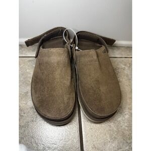 UGG Women's Tan Suede Slip On Clogs with Adjustable Strap Size 6